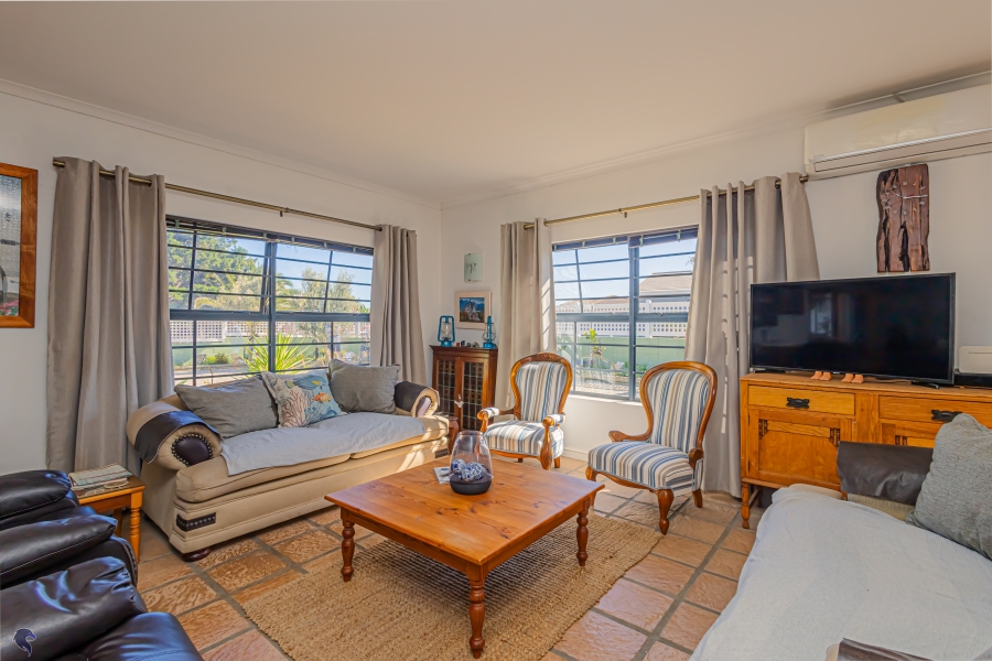 3 Bedroom Property for Sale in Country Club Western Cape